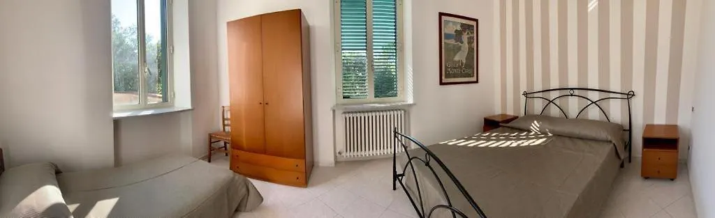 Villa Gemma Livorno 0*,  Itálie