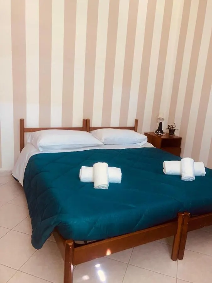 Villa Gemma Livorno 0*,